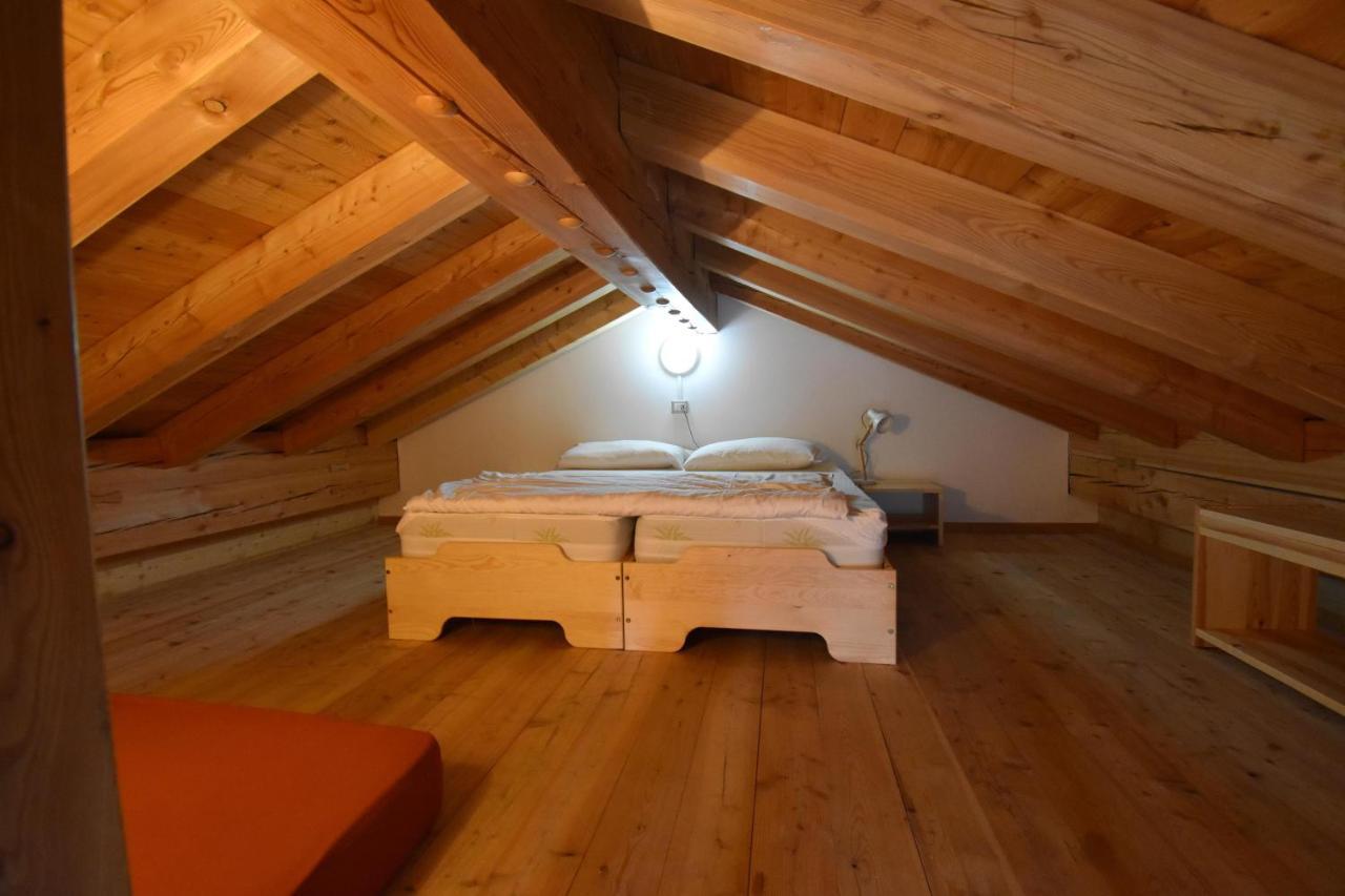 Chalet Brenta Dolomites มาดอนนาดีกัมปิโญ ภายนอก รูปภาพ