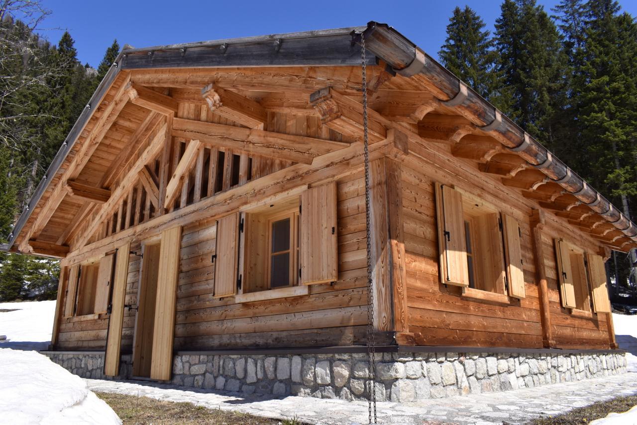 Chalet Brenta Dolomites Villa มาดอนนาดีกัมปิโญ ภายนอก รูปภาพ