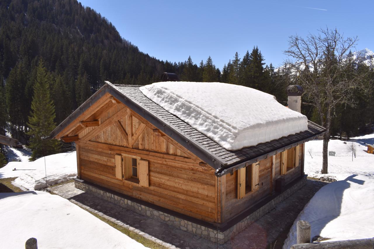 Chalet Brenta Dolomites มาดอนนาดีกัมปิโญ ภายนอก รูปภาพ