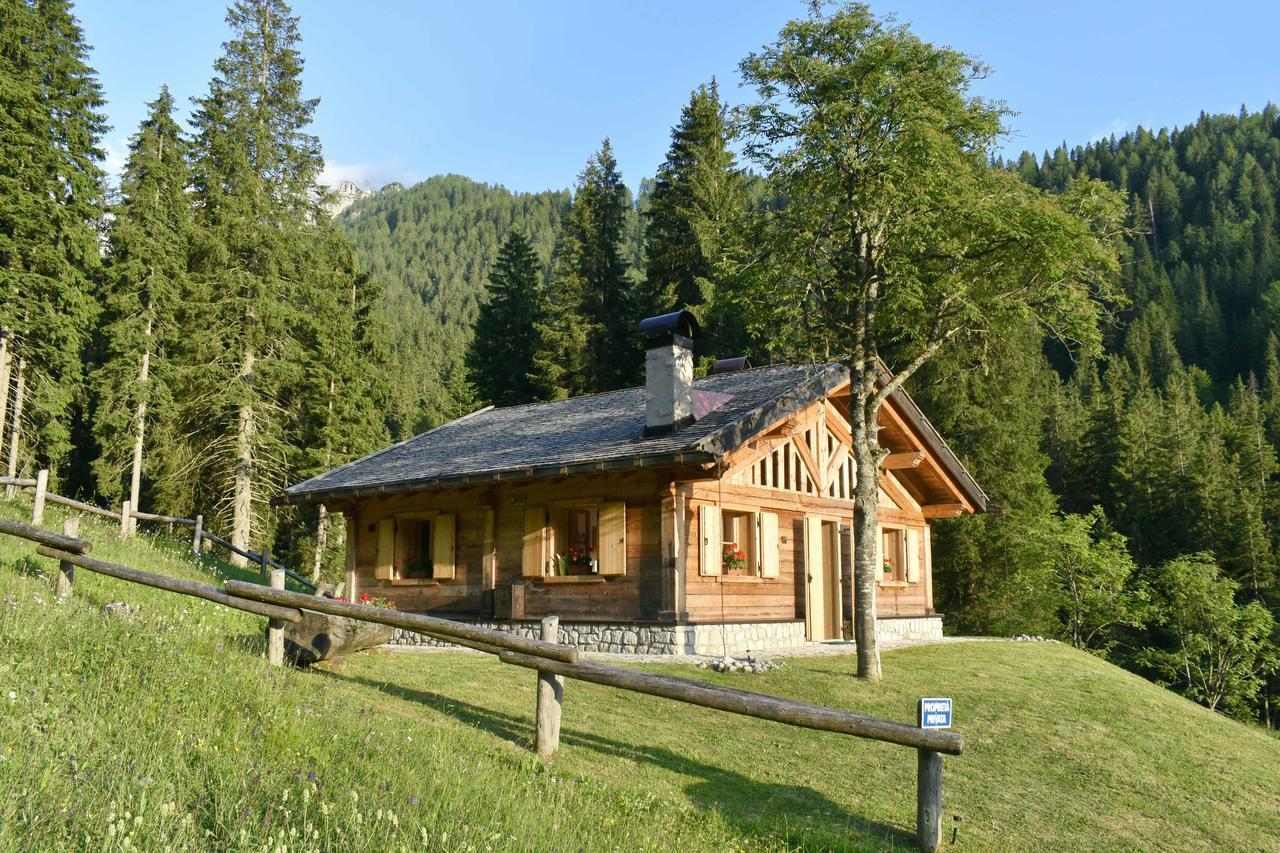 Chalet Brenta Dolomites Villa มาดอนนาดีกัมปิโญ ภายนอก รูปภาพ