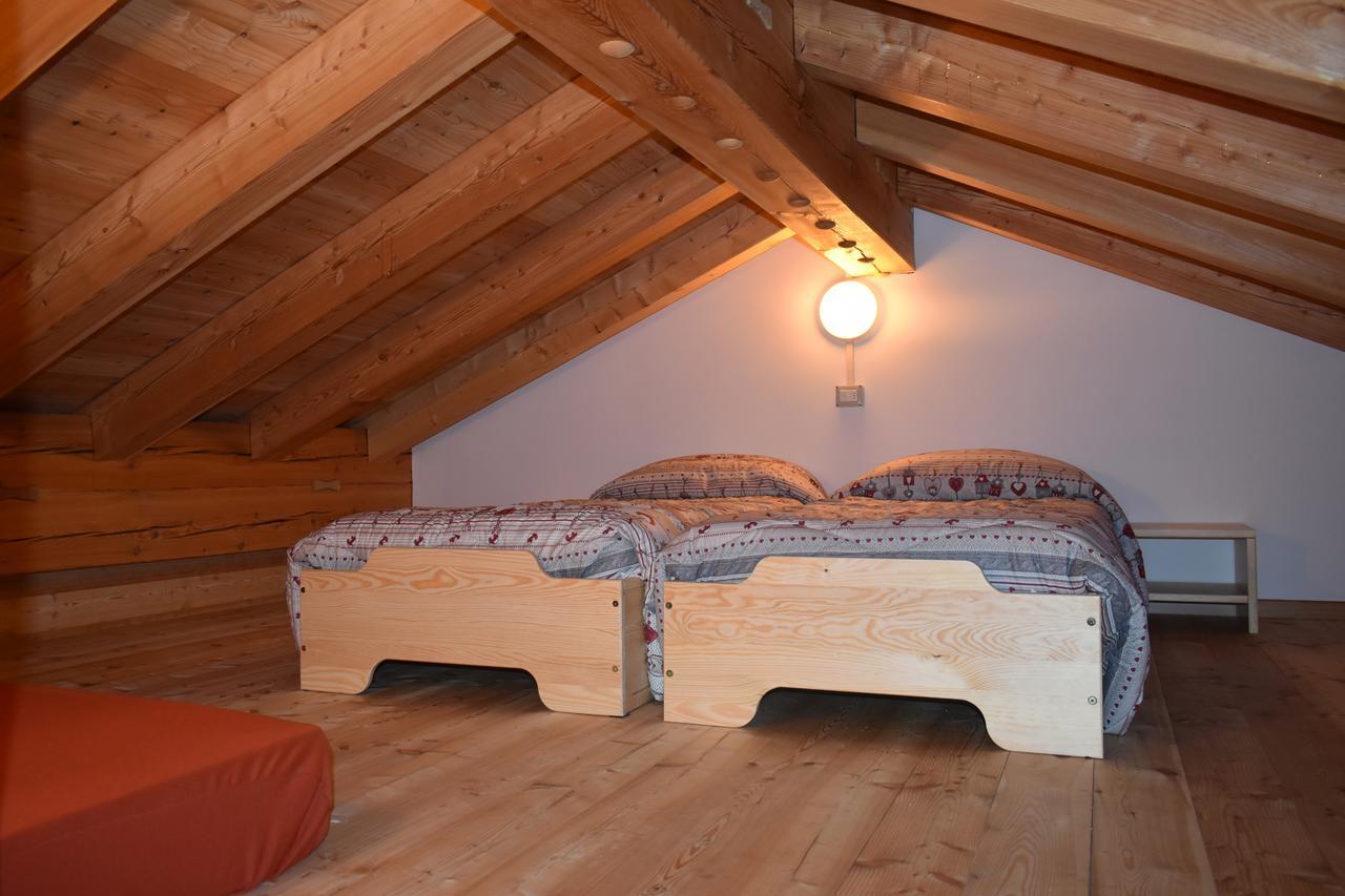 Chalet Brenta Dolomites Villa มาดอนนาดีกัมปิโญ ภายนอก รูปภาพ