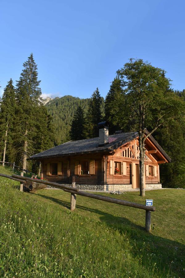 Chalet Brenta Dolomites Villa มาดอนนาดีกัมปิโญ ภายนอก รูปภาพ