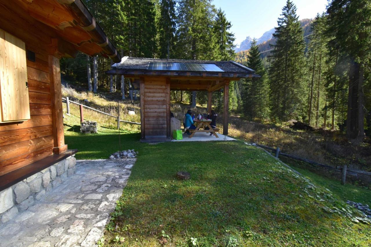 Chalet Brenta Dolomites มาดอนนาดีกัมปิโญ ภายนอก รูปภาพ